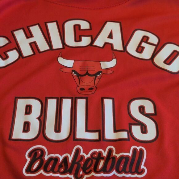 🤩 NBA Chicago Bulls top size medium🤩 2 for $20‎ - Picture 6 of 7